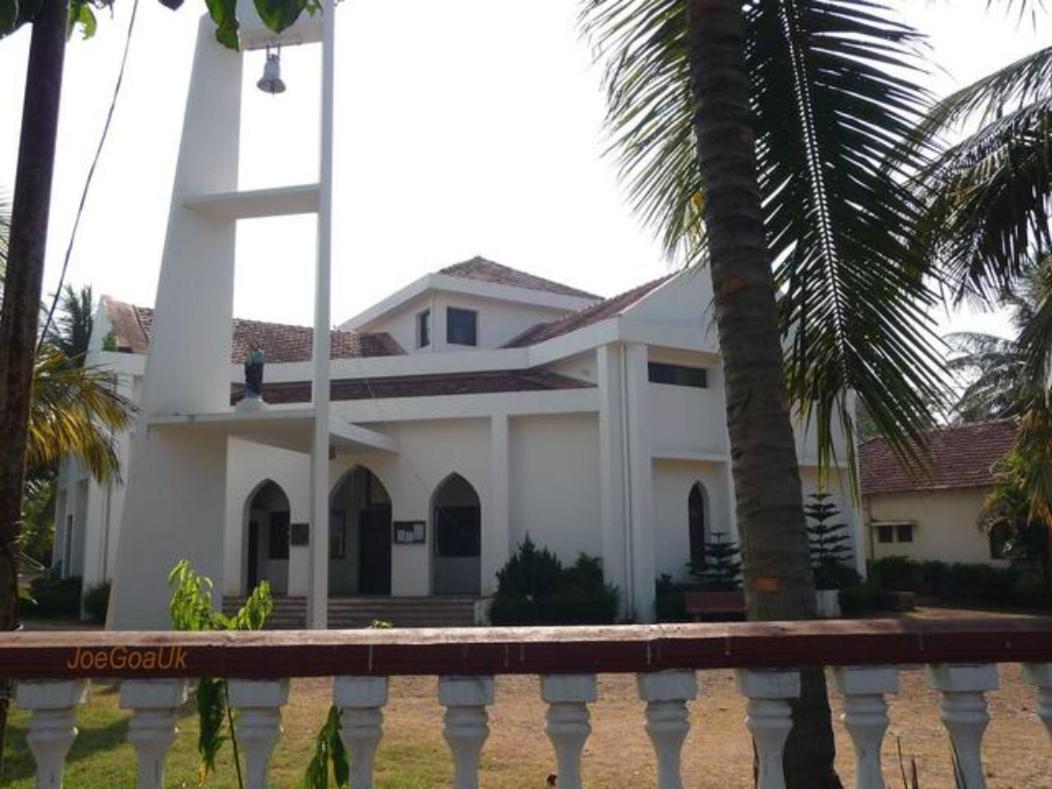 Peace Villa Luxurious 5Bhk Siridao Goa Beach ปณชี ภายนอก รูปภาพ